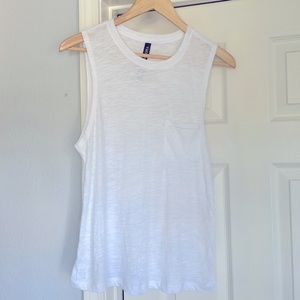 NWT Vuori sunset tank XS white